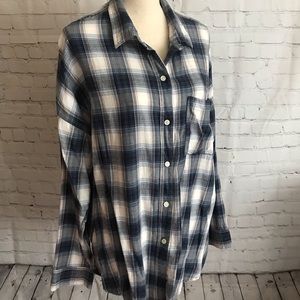 Old Navy button down shirt